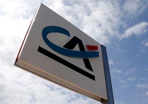 Credit Agricole analizează planuri de a oferi servicii financiare pentru partajare auto în Germania