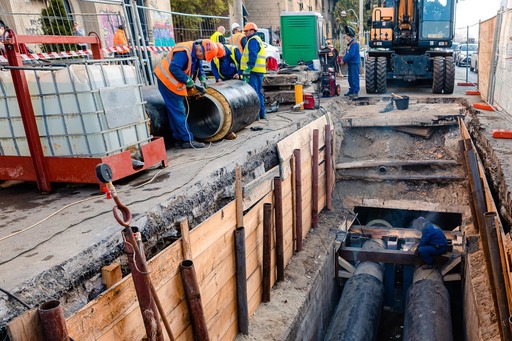 Nicuşor Dan: Primăria Capitalei a obţinut o finanţare nerambursabilă de la Ministerul Dezvoltării, în valoare totală de peste 242 milioane lei, pentru modernizarea a 30 km de reţea de termoficare din Capitală