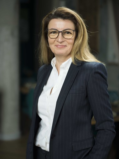 Lăcrămioara Diaconu-Pinţea, care a fost responsabilă de implementarea unui program masiv de transformare a Complexului Energetic Oltenia, a încheiat colaborarea cu compania de stat
