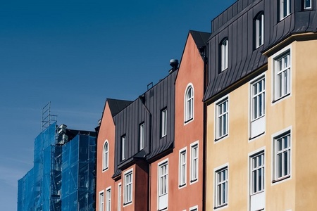 Preţurile proprietăţilor din Suedia ar putea scădea cu 20% în 2023; banca centrală avertizează în privinţa îndatorării populaţiei