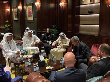 Ministrul Virgil Popescu, discuţii cu companii din Emiratele Arabe Unite, pentru investiţii în producerea de energie regenerabilă şi în dezvoltarea infrastructurii de transport a energiei