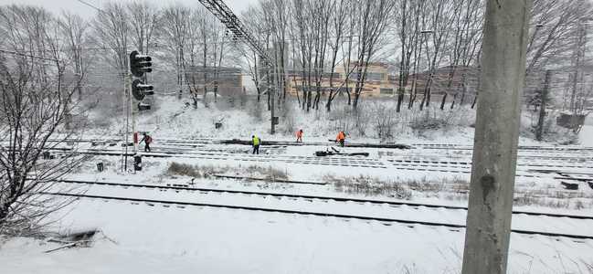 Întârzieri ale trenurilor din cauza condiţiilor meteorologice