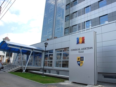 Consiliul Judeţean Cluj a aprobat bugetul pentru 2023, în valoare de peste 1,4 miliarde de lei / Alin Tişe: Prioritatea absolută finalizarea proiectelor din fonduri nerambursabile