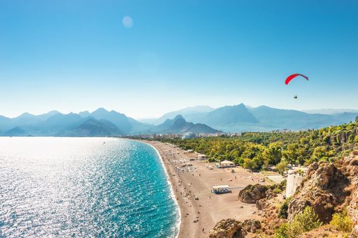 Turcia va investi 225 de milioane de dolari până în 2028 în promovare turistică. 51,4 milioane de turşti au vizitat în Turcia în 2022, atingând rezultatele de dinainte de pandemie