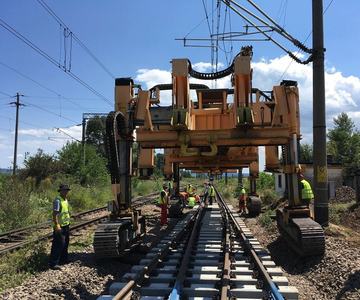 Grindeanu: Un nou contract pentru lucrări de reparaţii la infrastructura feroviară a fost semnat astăzi de CFR pentru tronsonul de cale ferată Tecuci - Iaşi
