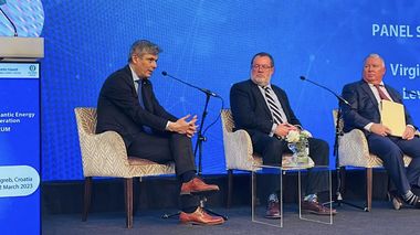 Virgil Popescu: Trebuie să investim în toate sursele de energie cu emisii scăzute de carbon, pentru a ne atinge obiectivele de decarbonizare asumate la nivel european