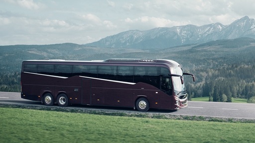 Volvo Buses se restructurează în Europa, închide o fabrică în Polonia şi renunţă la 1.600 de angajaţi