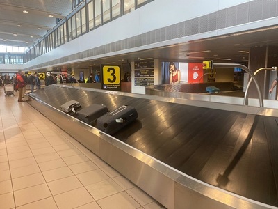 CN Aeroporturi Bucureşti a finalizat înlocuirea benzilor de bagaje pe fluxul de sosiri: 20% capacitate suplimentară - FOTO, VIDEO
