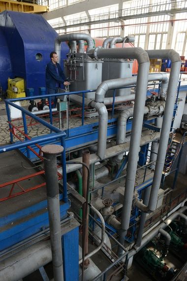 ELCEN îşi reafirmă angajamentul de a livra energie termică şi electrică în regim non stop şi anunţă că temperatura furnizată în sistem depăşeşte 80 de grade la toate CET-urile