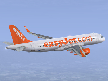 Compania aeriană britanică easyJet şi-a îmbunătăţit estimările de profit datorită cererii mari pentru călătorii
