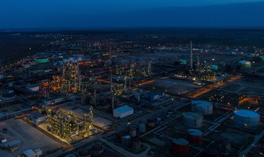 OMV Petrom a început revizia generală a rafinăriei Petrobrazi, pentru care a alocat aproximativ 400 de milioane de lei, în mentenanţă şi investiţii 