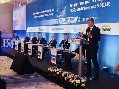 Virgil Popescu: Am semnat astăzi la Sofia, Memorandumul de înţelegere pentru încurajarea cooperării între Transgaz, Bulgartransgaz, FGSZ, Eustream şi SOCAR