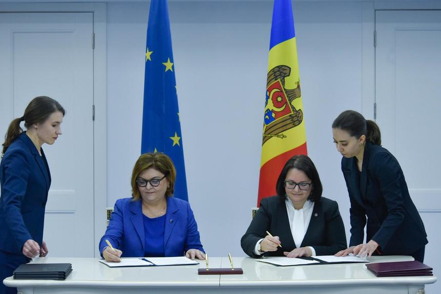 Comisarul european Adina Vălean şi ministrul Infrastructurii şi Dezvoltării Regionale din Republica Moldova au semnat un acord care asociază Moldova la Mecanismul pentru interconectarea Europei