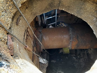 Avarie a reţelei termice, în zona Maternităţii Giuleşti, furnizarea apei calde fiind sistată / Termoenergetica estimează că lucrările vor fi finalizate în cursul zilei