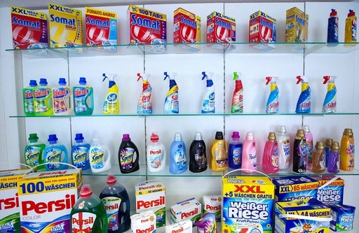 Compania germană de bunuri de larg consum Henkel îşi va menţine politica de achiziţii, în pofida creşterii ratelor dobânzilor