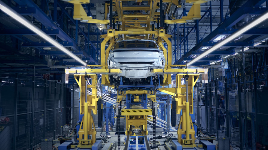 Ford a inaugurat Centrul de Electrificare din Köln, unde se vor construi noile generaţii de vehicule electrice, parte a unei investiţii de 2 miliarde de dolari