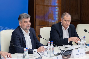 UPDATE - Premierul Marcel Ciolacu a discutat cu reprezentanţii Asociaţiei marilor reţele comerciale din sectorul alimentar despre reducerea preţului la produse alimentare de bază/ Retaileri: Decizia va fi luată pentru toţi operatorii de pe lanţul economic
