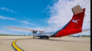 Au început zborurile estivale spre litoralul românesc, de pe Aeroportul Timişoara
