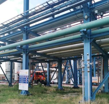 Rompetrol a anunţat o analiză internă în urma incendiului de la Rafinăria Petromidia şi a transmis că rafinăria continuă să funcţioneze, iar celelalte instalaţii aflate în fluxul tehnologic sunt securizate
