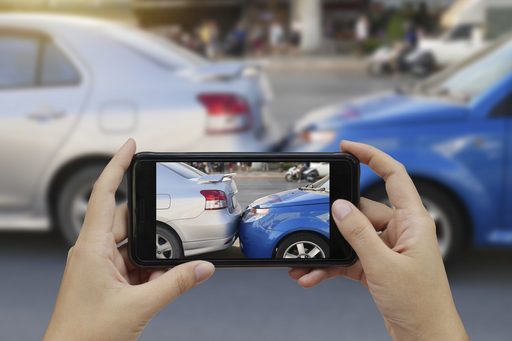 Uniunea Naţională a Societăţilor de Asigurare şi Reasigurare: Un accident auto costă, în medie, cu 28% mai mult în România decât în Polonia