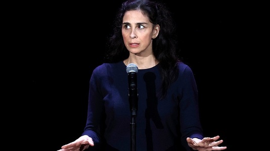 Comedianta americană Sarah Silverman a dat în judecată Meta şi OpenAI pentru încălcarea drepturilor sale de copyright