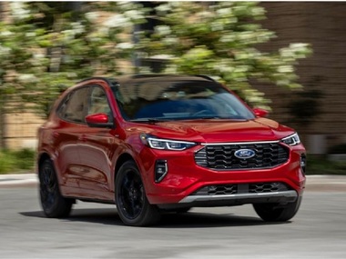 Investigaţie în SUA privind siguranţa a 346.000 de SUV-uri Ford Escape, din cauza unei probleme la uşi