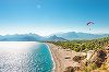Ministerul Economiei, Antreprenoriatului şi Turismului a început un control la sediul agenţiei de turism Kusadasi, care şi-a cerut falimentul. În prezent, agenţia de turism Kusadasi are în derulare circa 500 de pachete de servicii de călătorie