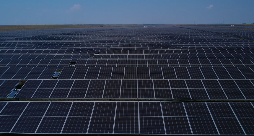 Enel Green Power România a pus în funcţiune cel mai mare parc fotovoltaic al său, de 63 MW, la Călugăreni, Giurgiu