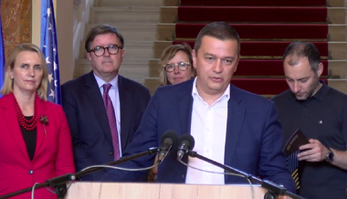 Grindeanu vorbeşte despre creşterea capacităţii de tranzit a cerealelor din Ucraina prin România ”astfel încât de la peste 2 milioane de tone, cât avem acum lunar, să ajungem la ţinta pe care ne-am propus-o, şi anume de aproape patru milioane de tone”