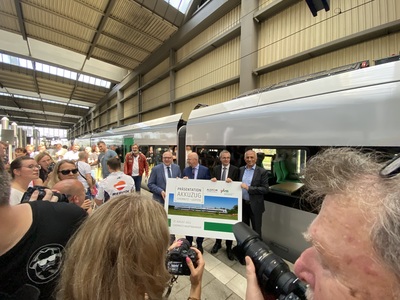 Alstom a prezentat în Germania primul tren Coradia Continental alimentat cu baterii, care are o autonomie de până la 120 de kilometri 
