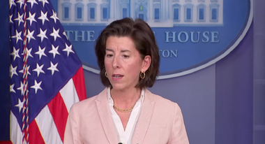 Secretara americană pentru Comerţ Gina Raimondo a plecat din China pe o notă optimistă, după remarca anterioară că ţara este ”de neinvestit”