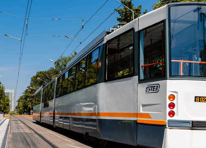 Primăria Bucureşti a atribuit contractele pentru lucrările de reabilitarea a 6 loturi de linii de tramvai