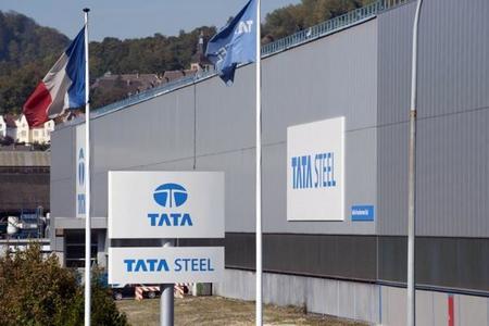 Marea Britanie oferă Tata Steel 500 de milioane de lire sterline pentru decarbonizarea fabricii sale din Ţara Galilor