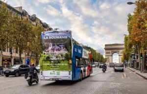 Campanie outdoor de promovare a României ca destinaţie turistică, la Paris / Peste o sută de panouri publicitare în zone turistice cheie din oraş şi colantarea celor 17 autobuze turistice din capitala franceză