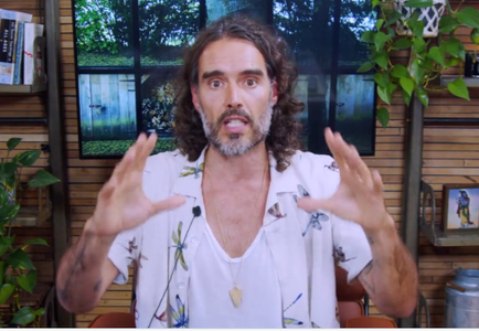 YouTube a suspendat monetizarea canalelor actorului şi comediantului Russell Brand, din cauza acuzaţiilor de agresiune sexuală