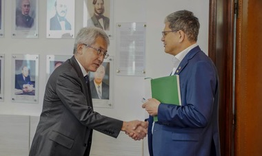 Marcel Boloş, după o întâlnire cu vicepreşedintele Agenţiei de Cooperare Internaţională a Japoniei, care sprijină finanţarea proiectul liniei de metrou M6: Suntem ferm angajaţi să consolidăm proiectele de dezvoltare a infrastructurii

