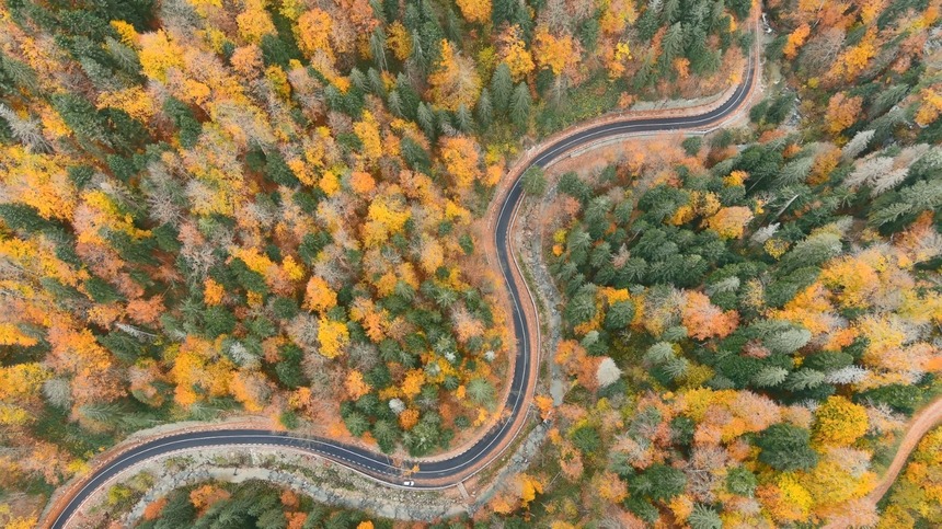 Lucrările la Drumul Apusenilor, cel mai spectaculos traseu din judeţul Bihor, finalizate / Consiliul Judeţean a recepţionat lucrarea a cărei valoare a depăşit 180 de milioane de lei / Obiective turistice de pe traseu - FOTO