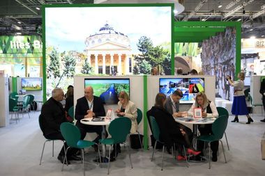 România participă la târgul internaţional de turism de la Londra. Vor fi prezentate şi cele 8 filme de promovare a destinaţiei turistice România, realizate în colaborare cu producătorul britanic Charlie Ottley