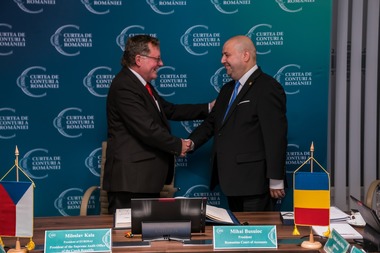 Delegaţie a Organizaţiei Europene a Instituţiilor Supreme de Audit, în vizită oficială în România / Discuţii cu preşedintele Curţii de Conturi a României / Întâlniri cu Marcel Ciolacu, Nicolae Ciucă şi Daniel Suciu



