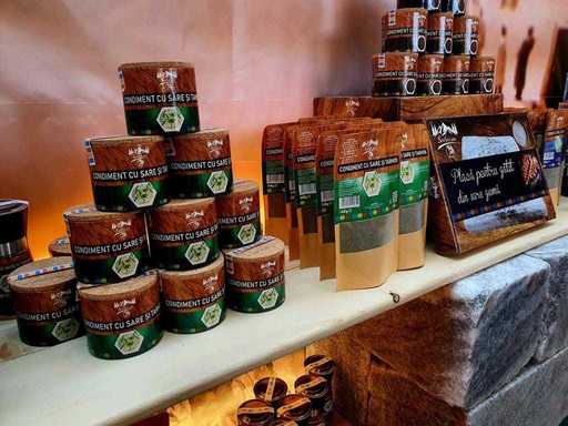 Ministrul Economiei: Salrom pregăteşte lansarea unei noi game de produse. Sarea cu busuioc, sarea cu leuştean, sarea cu cimbru sau cu tarhon sunt câteva din noile produse pe care le veţi putea găsi în magazine