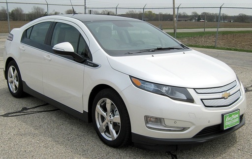 Statele Unite investighează 73.000 de maşini hibride Chevrolet Volt în legătură cu pierderea puterii