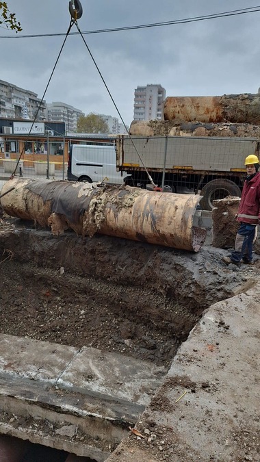 Termoenergetica anunţă lucrări pe strada Dezrobirii, până duminică / Agentul termic şi încălzirea, sistate pentru aproximativ 85 de blocuri

