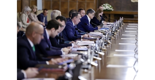 Legea care prevede că MIPE preia activitatea unor direcţii privind Programele Europene şi Programul Operaţional Regional de la Ministerul Dezvoltării, promulgată