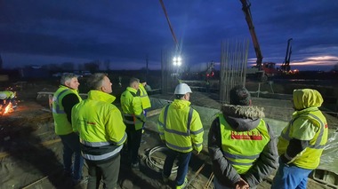 Tunuri de căldură şi sistem de iluminat pe lotul 1 din Autostrada Moldovei A7, pentru a se putea lucra pe durata iernii, în program prelungit - FOTO