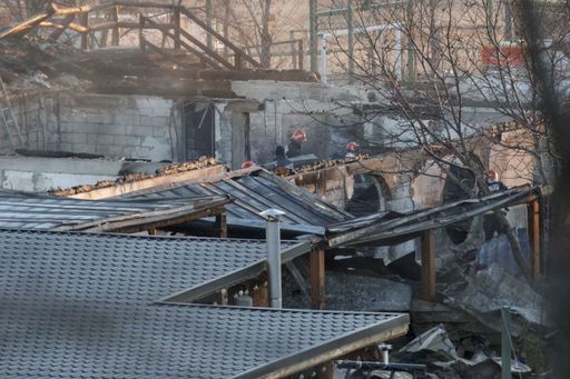 Ministerul Economiei: Ferma Dacilor a încercat clasificarea unor spaţii categoria 3 stele, dar nu a întrunit condiţiile necesare / A funcţionat fără clasificare, fiind sancţionată / Autorizaţia de funcţionare nu a fost solicitată pentru clasificare
