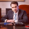 Ministrul Energiei anunţă că a depus o plângere penală la Parchet deoarece pe O pagină falsă de Facebook denumită „HTPPY” a fost postat un videoclip deepfake în care a fost reprezentat promovând fals o schemă de investiţii inexistente a companiei Enel