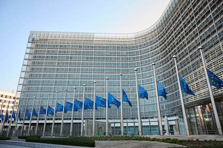 Comisia Europeană a propus prelungirea cu un an a suspendării taxelor la import pentru exporturile ucrainene către Uniunea Europeană