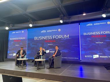 Ştefan-Radu Oprea, la Forumul de Afaceri România – Republica Moldova / România, principal partener comercial, având un impact pozitiv asupra creării a peste 10.000 de locuri de muncă şi a unor investiţii în valoare de peste 300 de milioane de euro