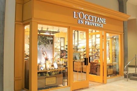 Blackstone ia în considerare o ofertă de preluare a companiei de îngrijire a pielii L'Occitane International