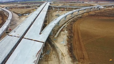 UPDATE - Asociaţie, despre A0 Sud: Turcii erau în teren şi meştereau câte ceva dar au acest stil/ritm de lucru frustrant, fără vlagă, fără putere de accelerare, mutând muncitorii de la o zonă la alta a şantierului / Aktor, cu paşi rapizi spre imposibil